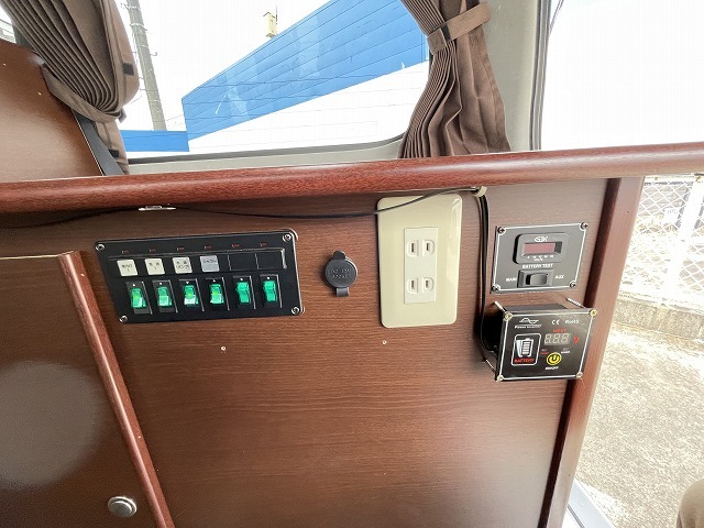 キャンピングカー バンコン NV350ｷｬﾗﾊﾞﾝ OMC ﾎﾞｷﾞｰ FFﾋｰﾀｰ