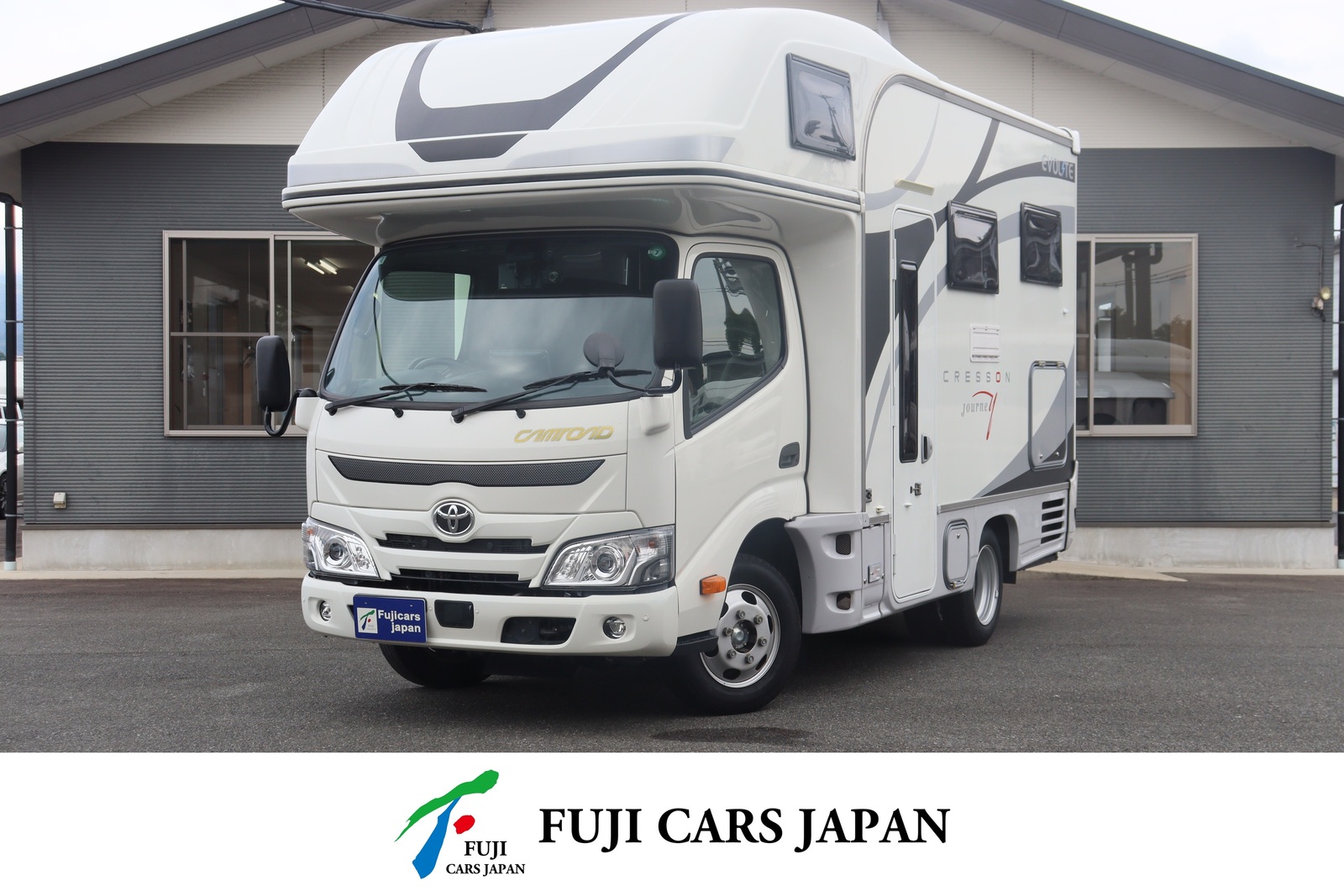 キャンピングカー キャブコン カムロード ナッツRV クレソンジャーニーXエボライト